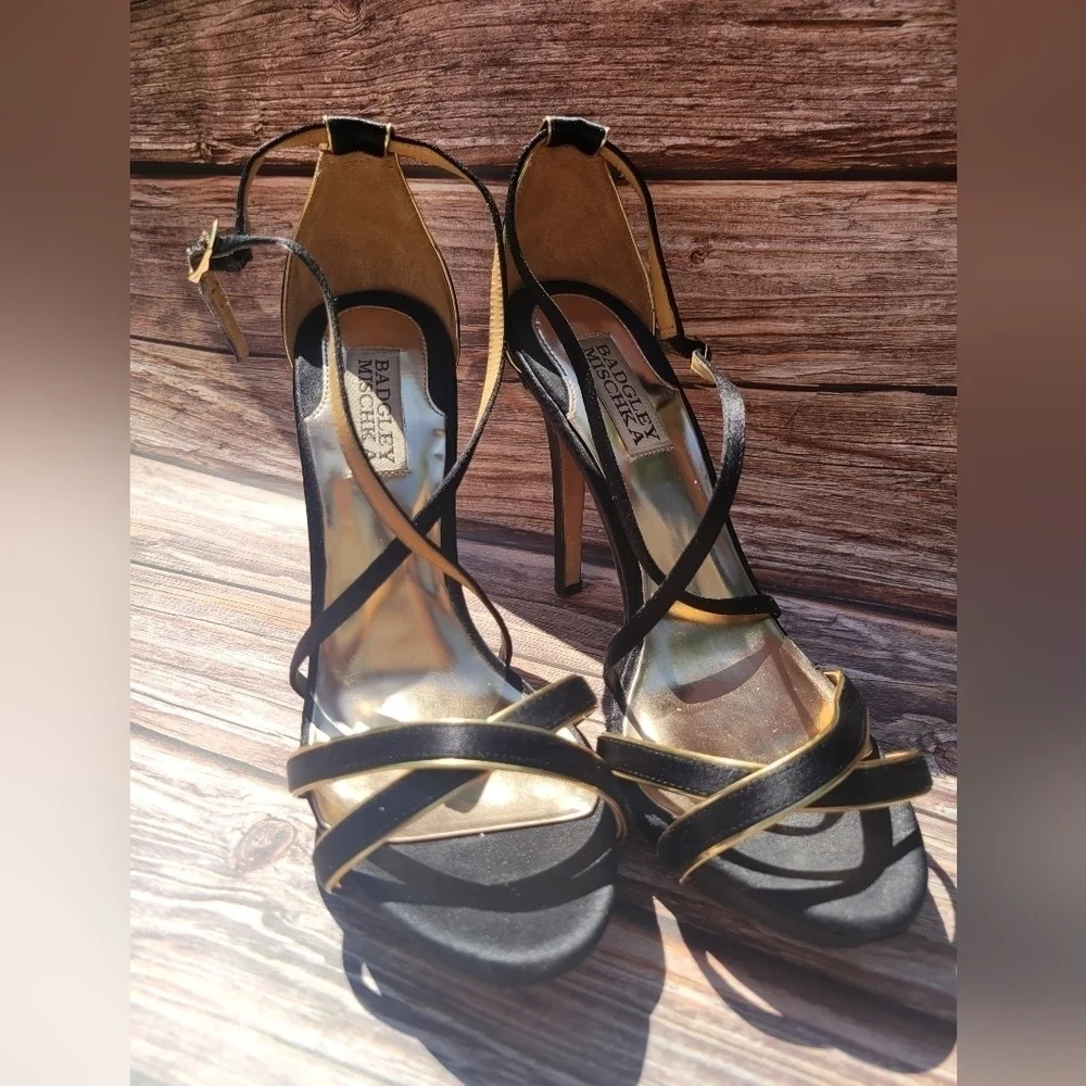 Badgley Mischka Shoes Black Gold Satin Sandal Womens Strappy High Heels Size 7.5